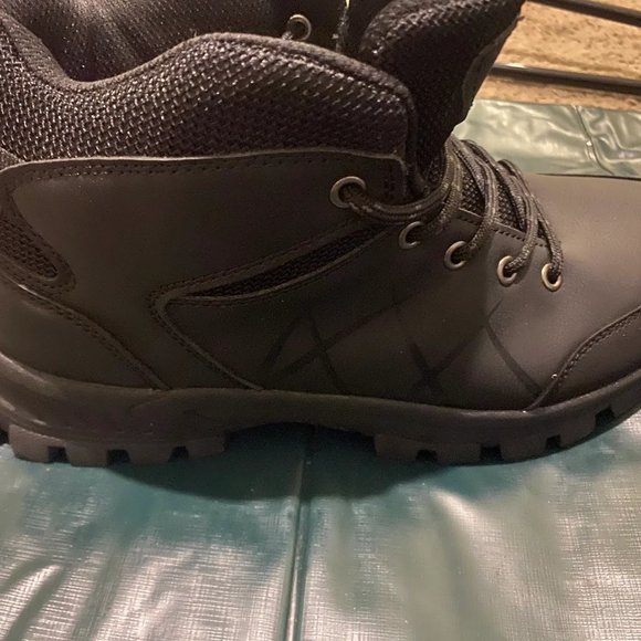 Boots - Picture 3 of 5